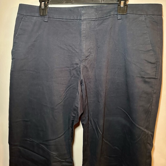Gap navy blue khaki pants size 16R - Picture 2 of 11